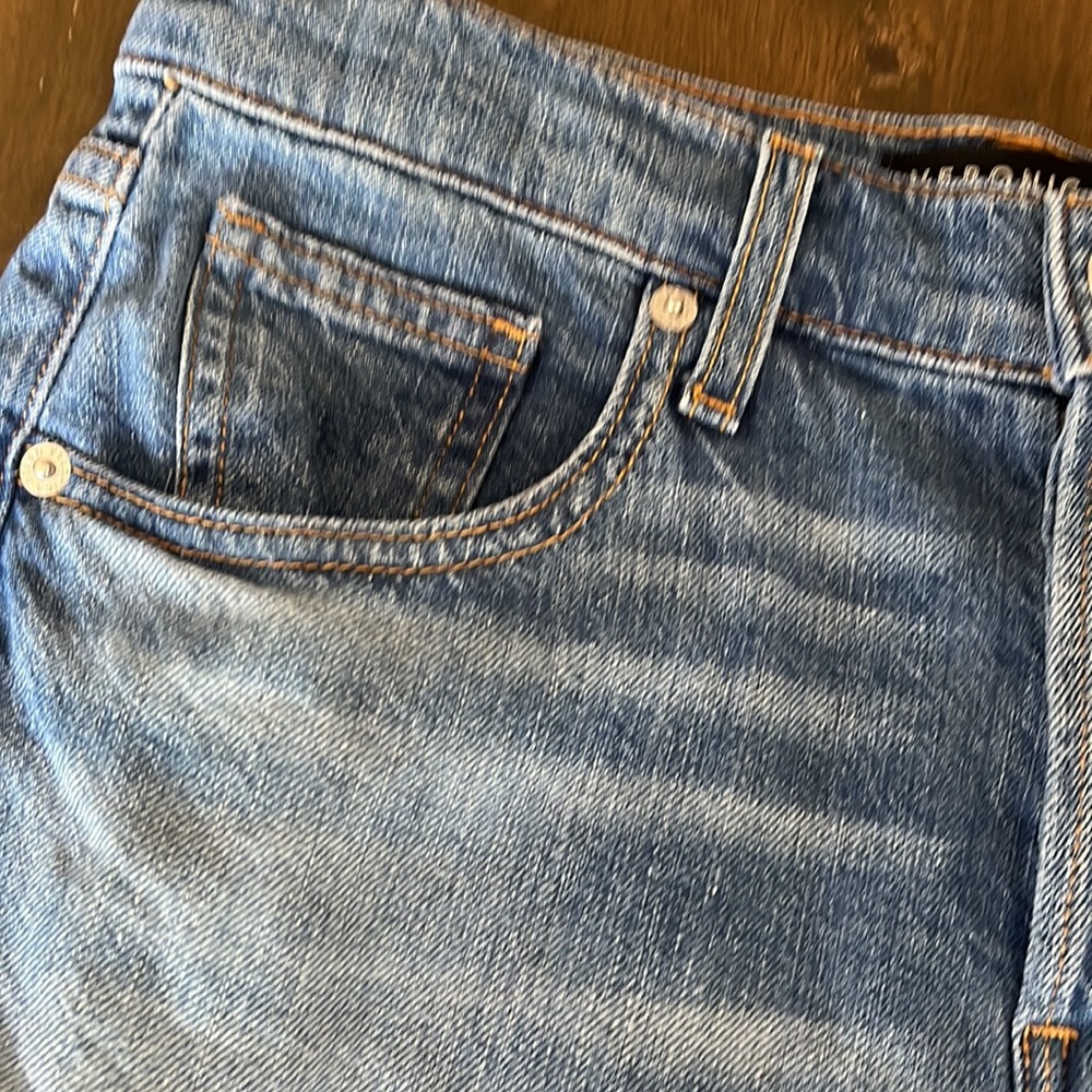Veronica Beard 25 Shiloh relaxed shorts - Picture 6 of 10